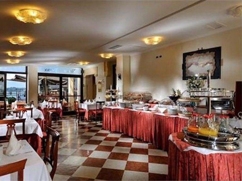 Hotel Russo Palace Λίντο της Βενετίας Εξωτερικό φωτογραφία